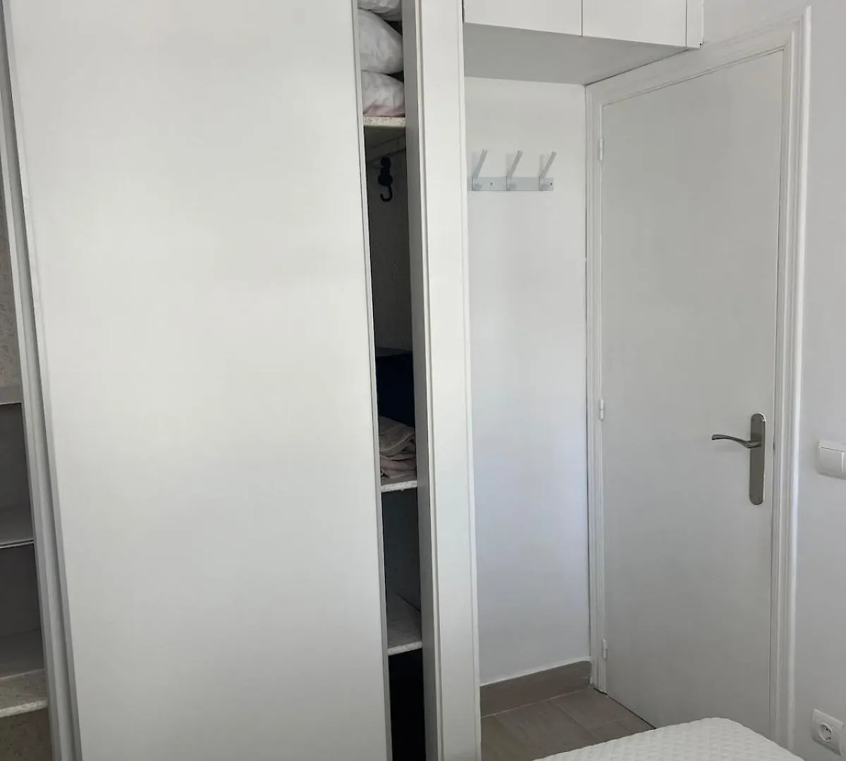 公寓 Morning Coffee By The Sea 1 Bedroom Between Capellans And Llevant Beaches 萨洛